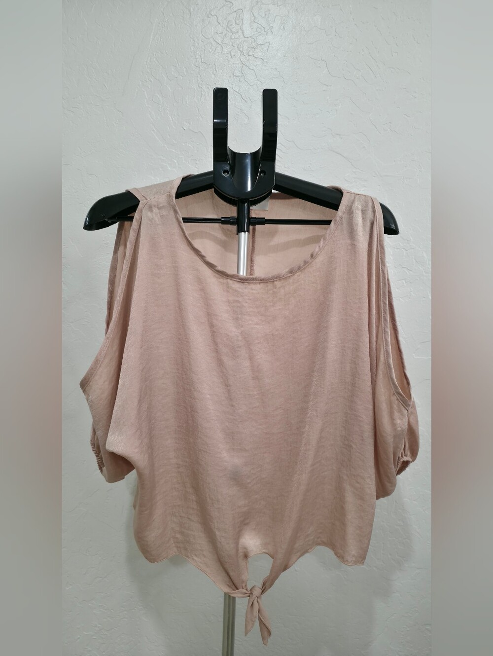 Women’s Lightweight Cold-Shoulder Top - Blush